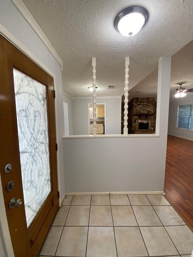 Foto del edificio - 6406 Brookgate Dr