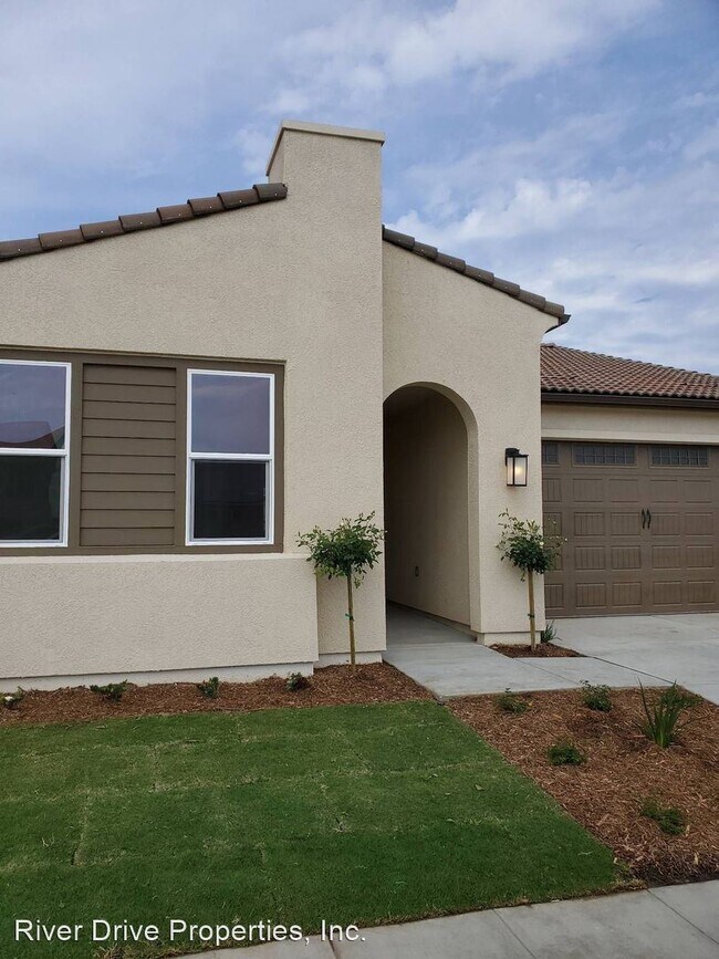 Foto del edificio - 3 br, 2 bath House - 3342 Junipero Ave