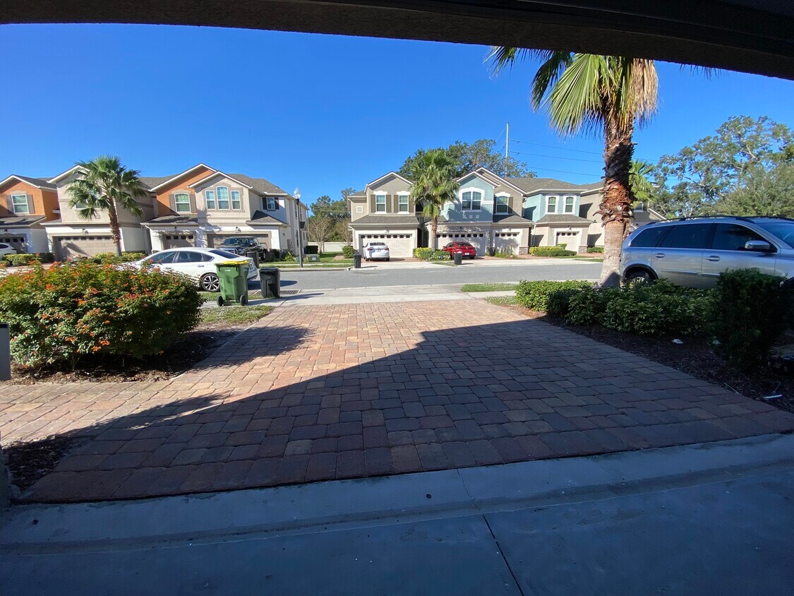 Primary Photo - 3745 Brighton Park Cir