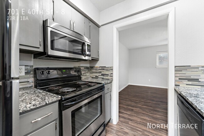 Foto del edificio - 701 E 40th St