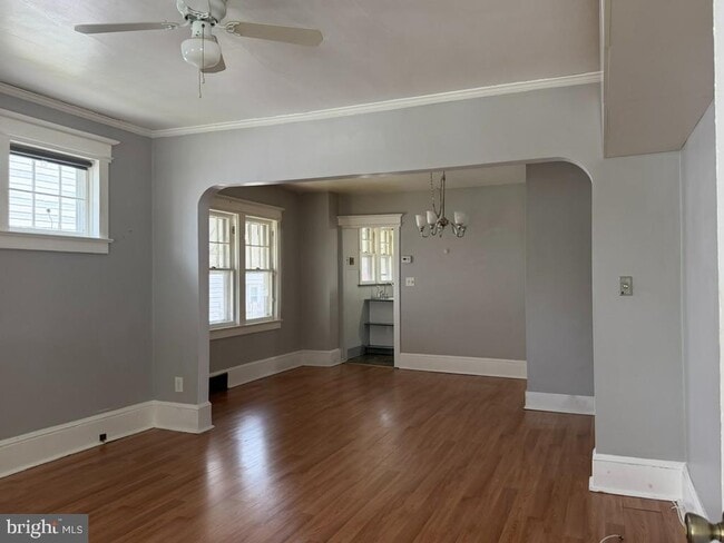 Foto del edificio - 132 Homecrest Ave