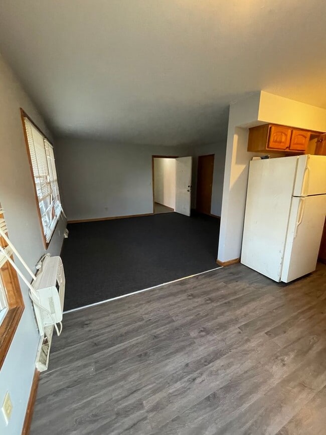8809 West Villard Avenue Apartment for Rent in Milwaukee, WI
