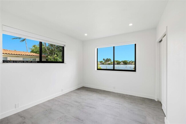 Building Photo - 1720 Daytonia Rd