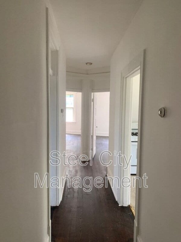 Building Photo - 810 Wood St