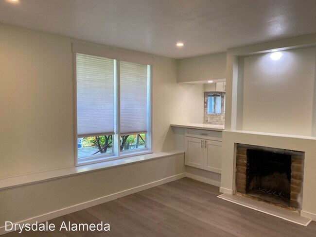 Foto del edificio - 2 br, 1.5 bath House - 1826 Alameda Ave #B