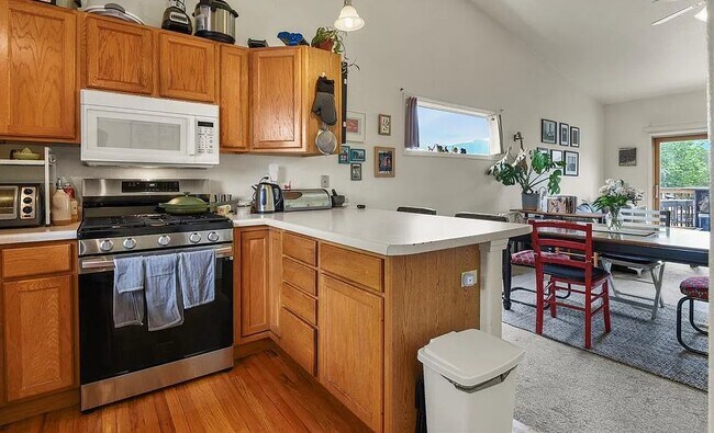 Foto del edificio - 2822 N Cascade Ave
