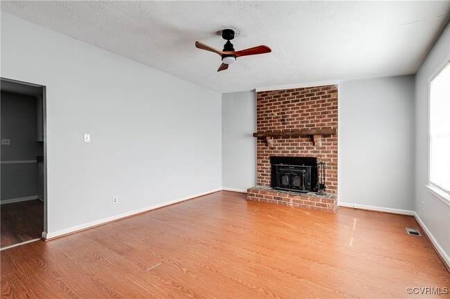 Building Photo - 1624 Mountain Pine Terrace