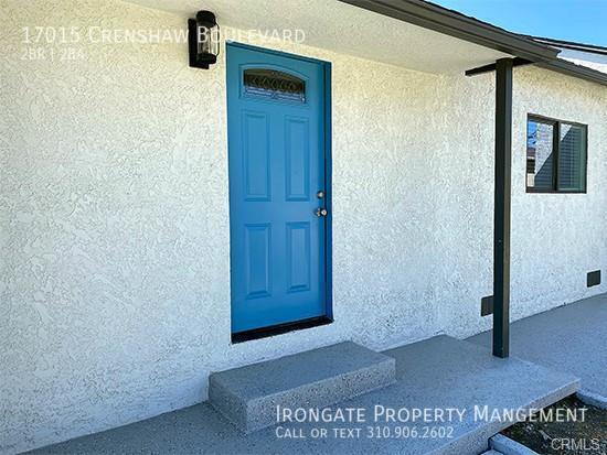 Building Photo - Newly renovated modern duplex - North Torr...