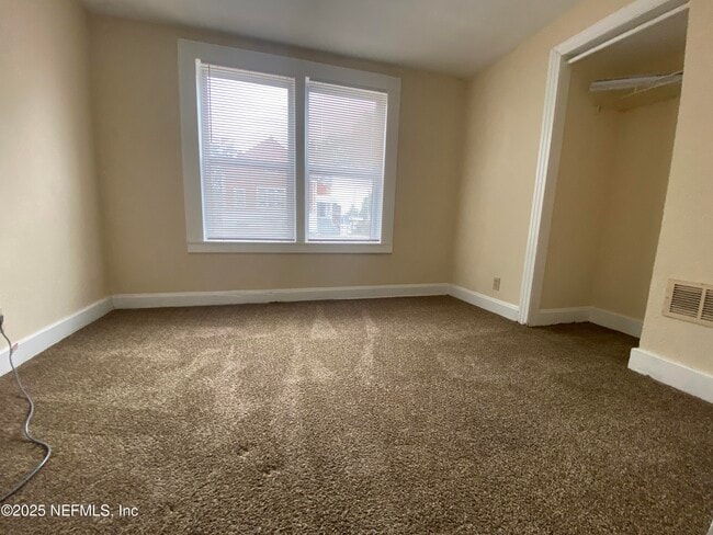 Foto del edificio - 345 Stockton St