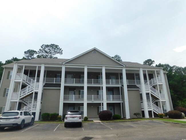Building Photo - 5870 Longwood Dr