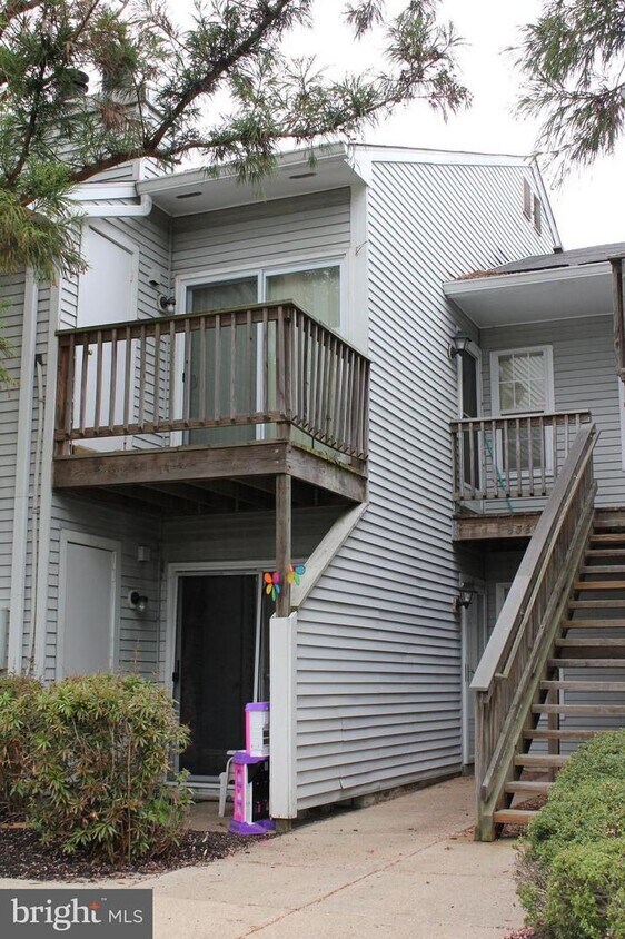 5386 Bedford Terrace Unit 86C, Alexandria, VA 22309 Room for Rent in Alexandria, VA