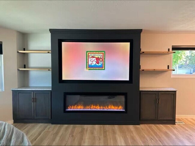 Foto del edificio - 8801 Fircrest Dr