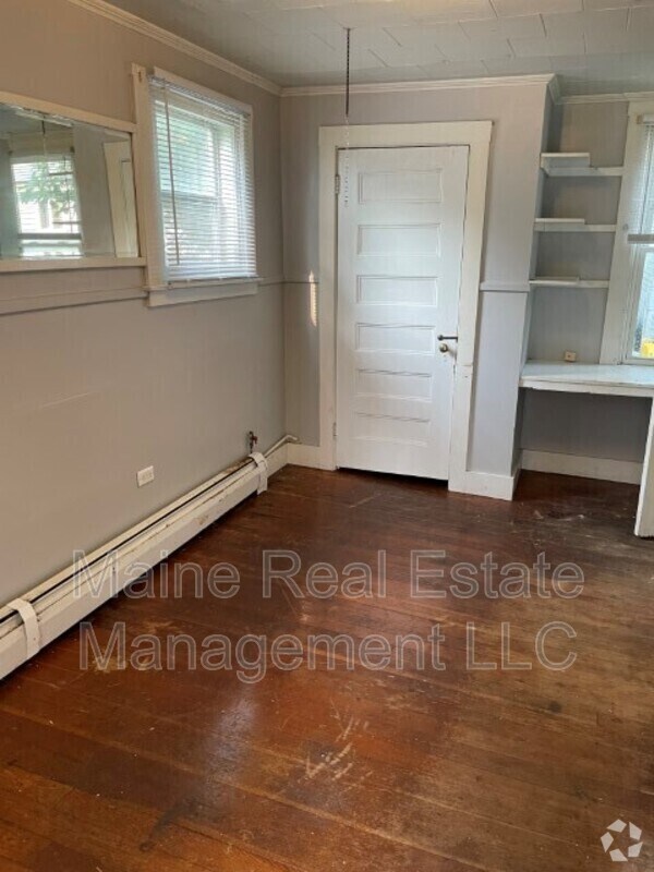 Apartments under 1,000 in Old Town, ME 2 Rentals