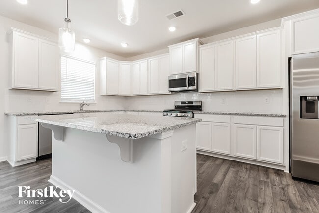 Building Photo - 507 Carronade Ct