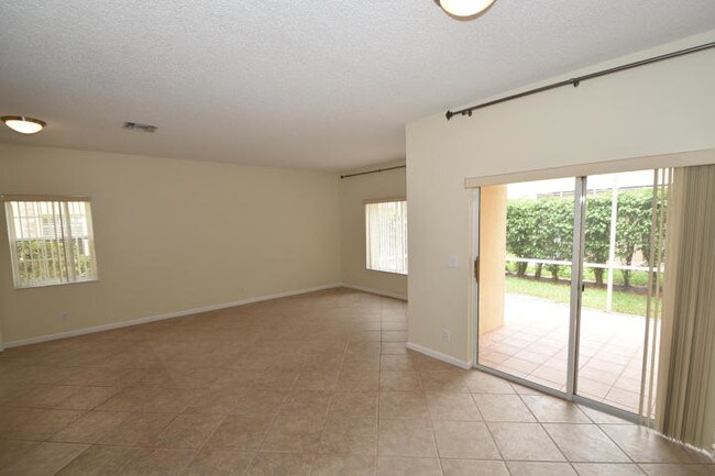 Building Photo - 8303 Via Leonessa