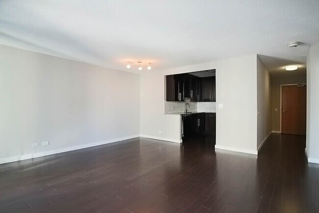 Foto del edificio - 72 W Huron St