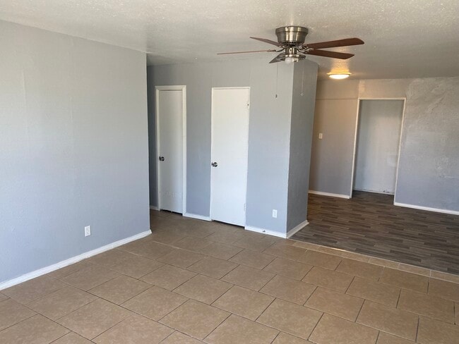 Building Photo - 1339 Aster St