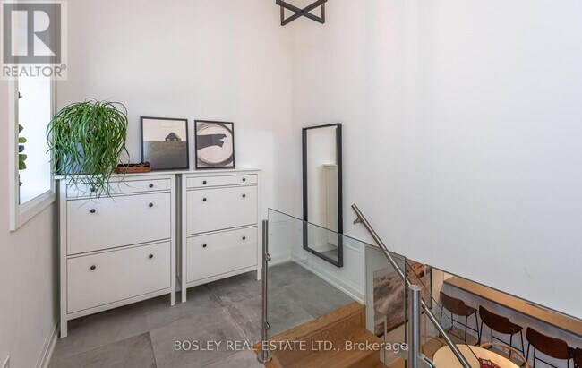 Photo du bâtiment - 69 Greensides Ave