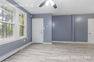Building Photo - 327 Parkland Pl SE