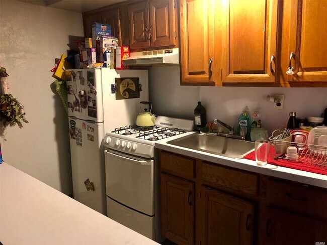 Foto del edificio - 195-24-195-39 39th Ave