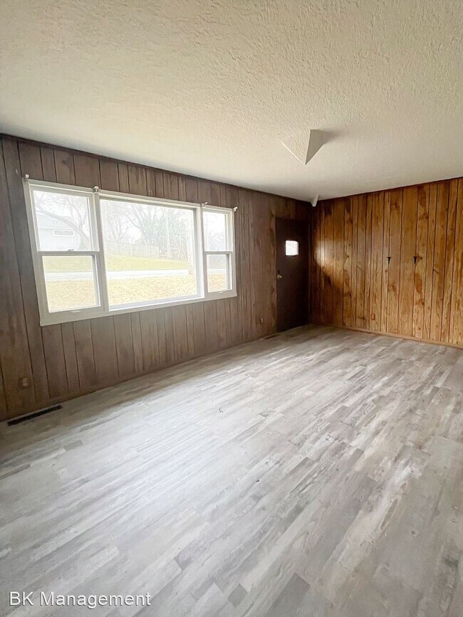 Foto del edificio - 2 br, 1 bath House - 2826 Greenbush Street