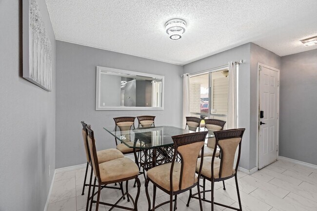 Foto del edificio - 8525 Mystic Trail