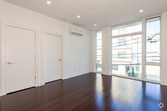 Building Photo - 129 Brunswick St