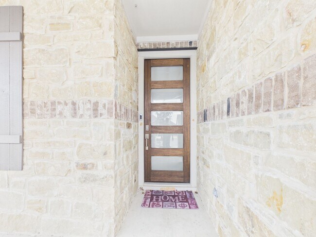 Foto del edificio - Beautiful Bar W Ranch Home – Hill Country Charm with Modern Comforts