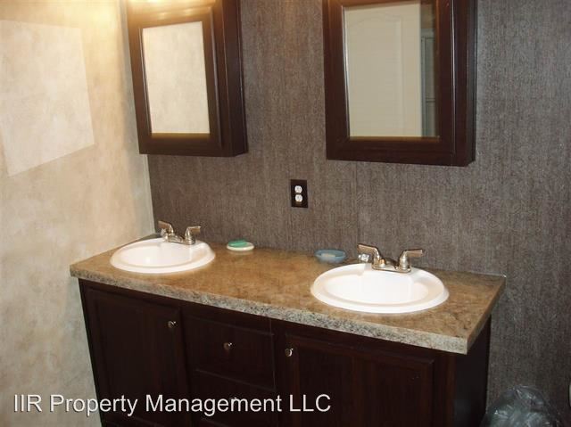Foto del edificio - 708 E 3rd St