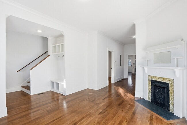 Foto del edificio - 518 E 33rd St