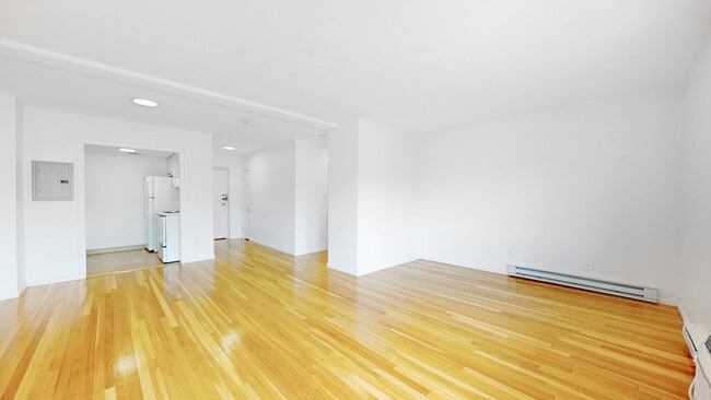 Building Photo - 530 Highland Ave