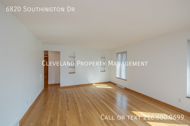 Foto del edificio - 6820 Southington Dr