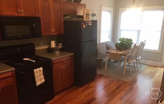 Foto del edificio - 2070 Lakeside Dr