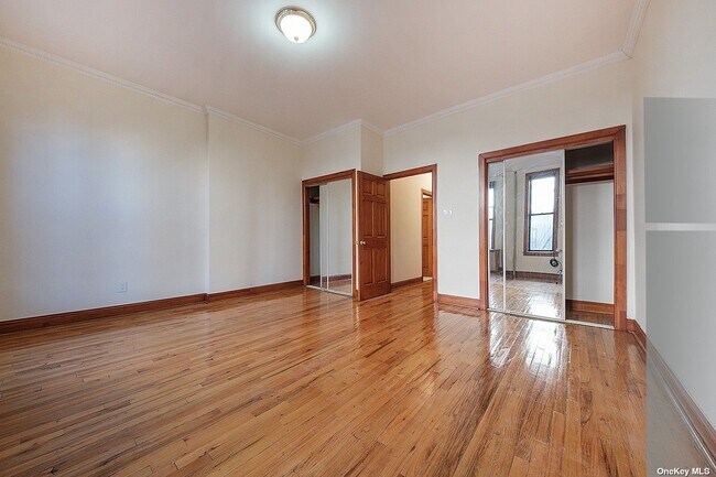 Building Photo - 507 W 144th St