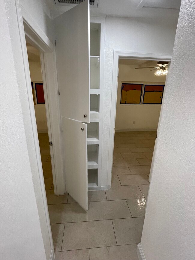 Foto del edificio - 7561 Guthrie St
