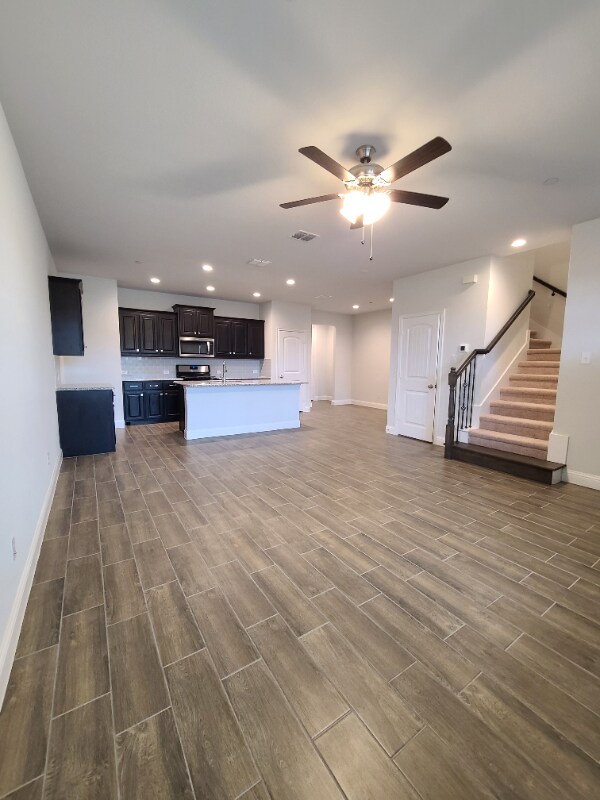 Building Photo - 6825 St Andrews Dr