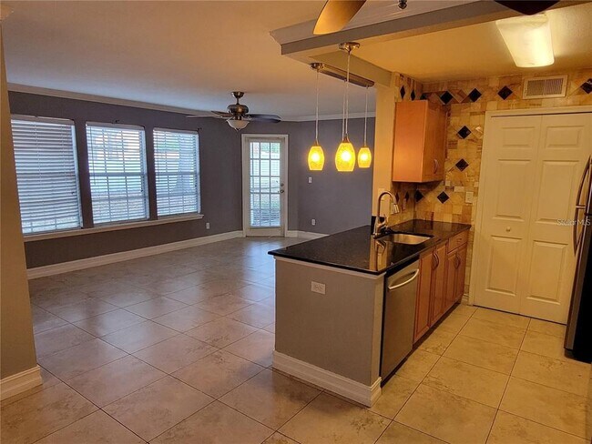 Building Photo - 3305 Haviland Ct