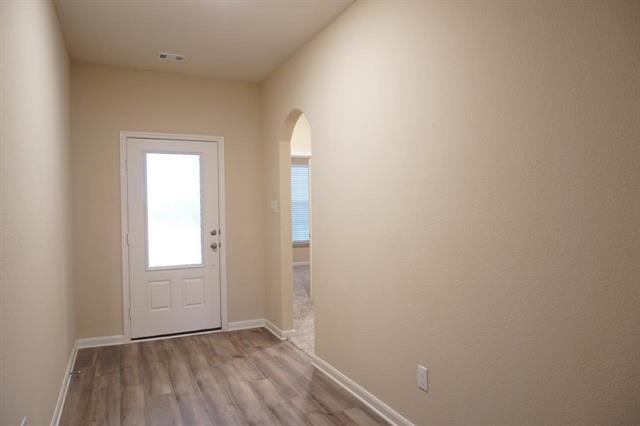 Building Photo - 1823 Dahlia Way