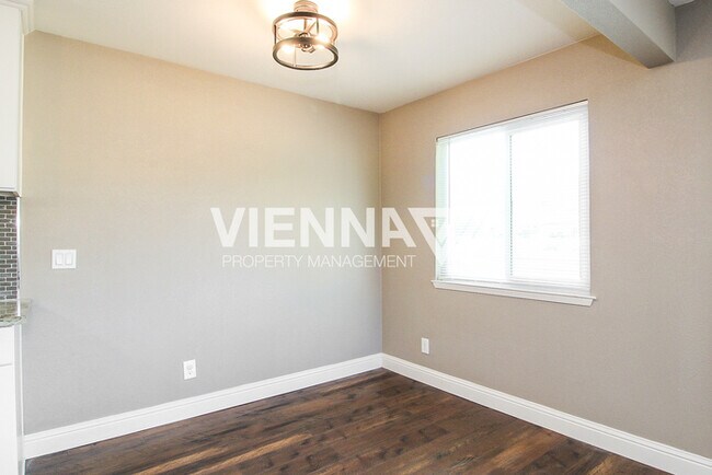 Foto del edificio - Auburn Condo is NOW rent ready!