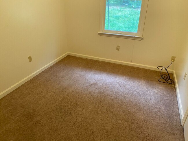 Foto del edificio - Christiansburg, 3 BR / 1.5 BA, Available m...