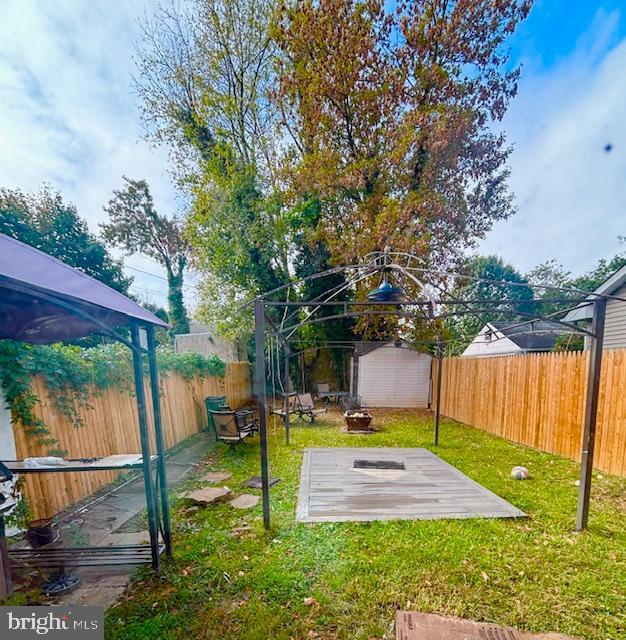 Primary Photo - 320 Loney St