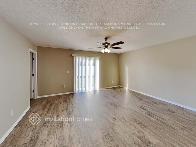 Foto del edificio - 30914 Temple Stand Ave