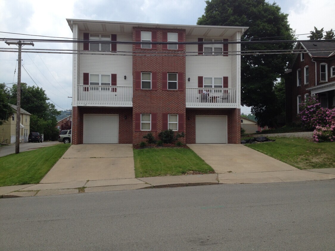 119 W College St Unit 1, Canonsburg, PA 15317 119 W College St