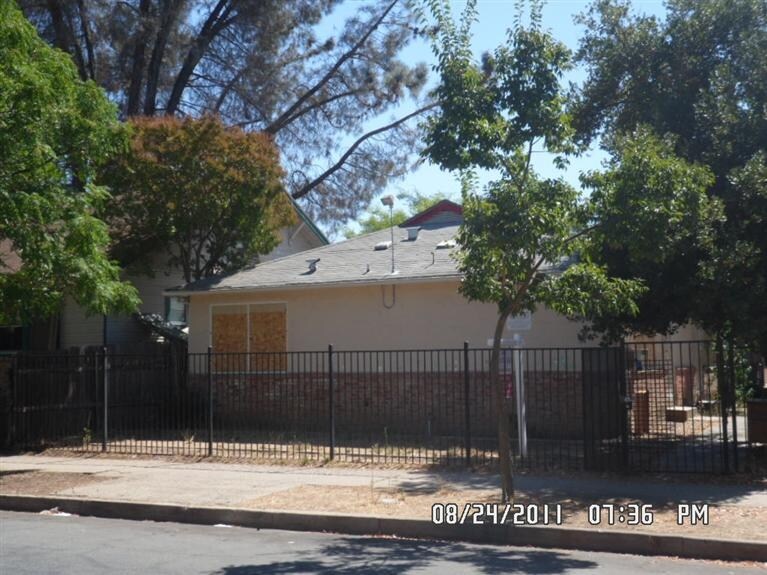 3664 5th Ave - 3656 5th Ave