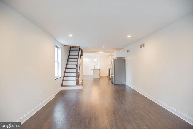 Foto del edificio - 2468 Jasper St