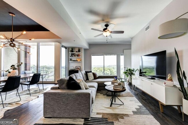 Foto del edificio - 1820 Peachtree St NW