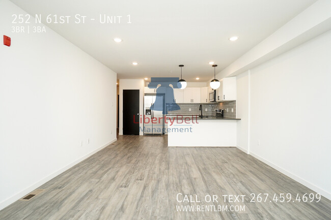 Foto del edificio - 252 N 61st St