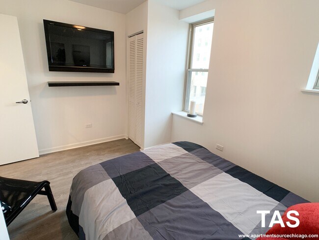 Foto del edificio - 940 W Winona St