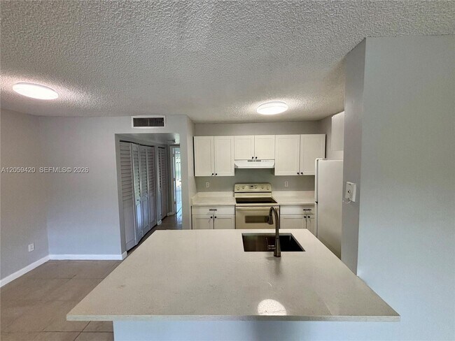 Foto del edificio - 1822 Meadows Cir