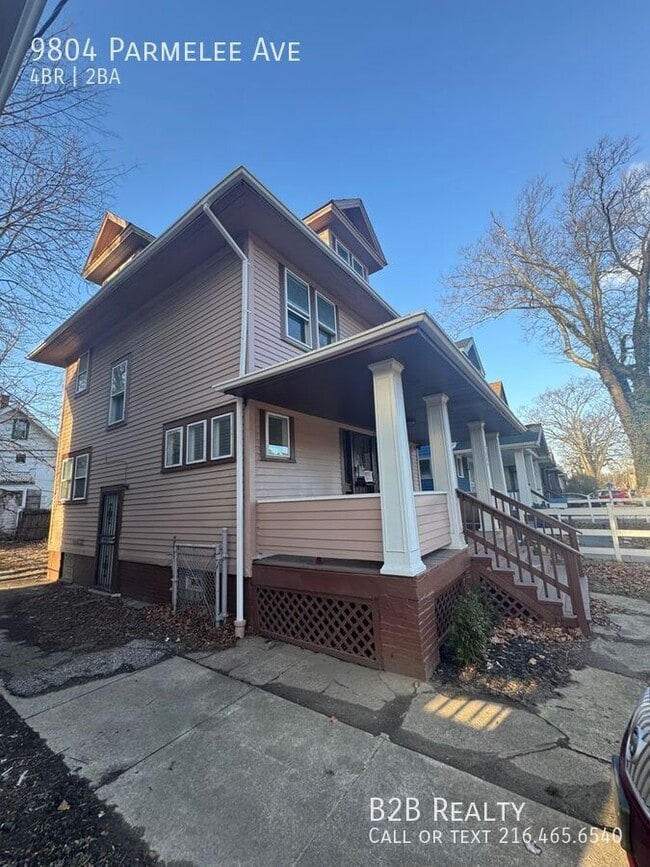 Building Photo - 9804 Parmelee Ave